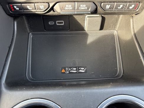 Used 2024 GMC Yukon XL AT4 w/ AT4 Premium Plus Package image 37