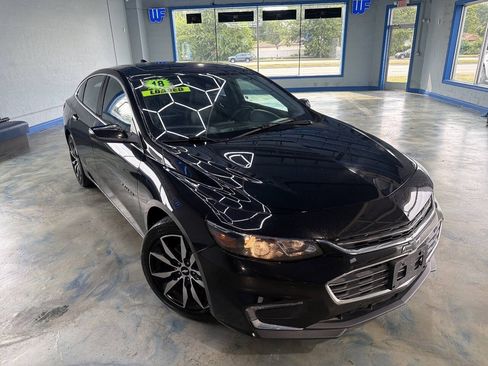 Used 2018 Chevrolet Malibu LT w/ True North Edition FWD image 4