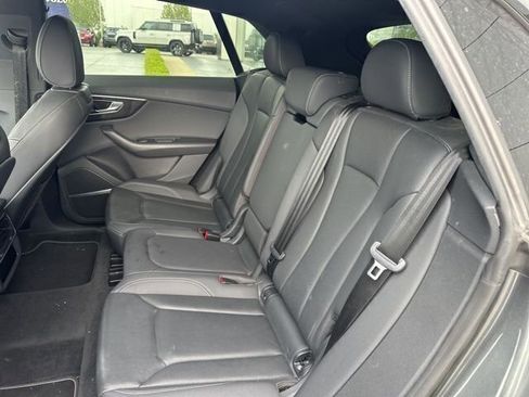 Used 2020 Audi Q8 Premium Plus w/ Premium Plus Package AWD/4WD image 10