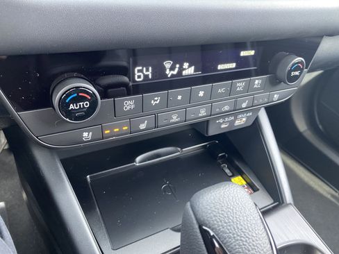 New 2026 Subaru Outback Touring AWD/4WD image 34