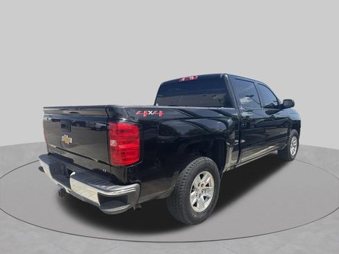 Used 2018 Chevrolet Silverado 1500 LT w/ All Star Edition AWD/4WD image 4