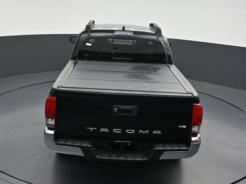 Used 2021 Toyota Tacoma SR5 RWD image 18