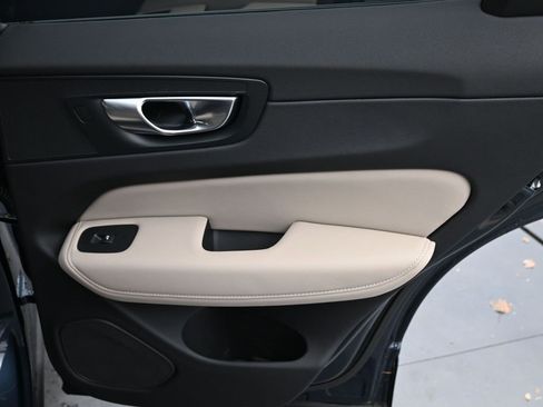 New 2026 Volvo XC60 B5 Plus w/ Protection Package Premier image 15