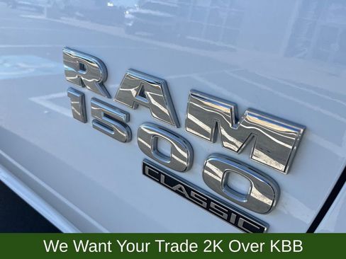 Used 2023 RAM 1500 Classic SLT image 17