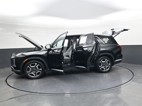 Used 2023 Hyundai Palisade SEL image 49