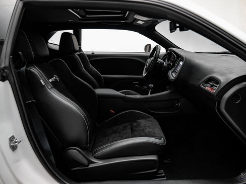 Used 2023 Dodge Challenger SRT Hellcat w/ Driver Convenience Group image 47