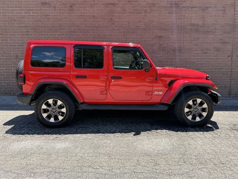 Used 2020 Jeep Wrangler Unlimited Sahara w/ Uconnect 4C Nav & Sound Group AWD/4WD image 7