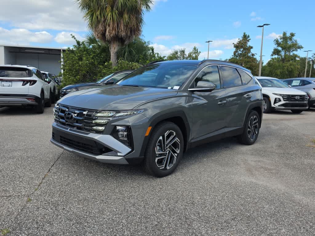 New 2026 Hyundai Tucson Limited FWD image 2