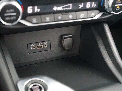 Used 2021 Nissan Sentra SV image 19