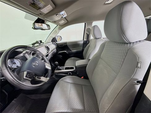Used 2020 Toyota Tacoma SR5 image 6