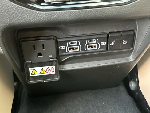 New 2025 Jeep Grand Cherokee Limited w/ Luxury Tech Group II image 52