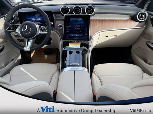 Used 2026 Mercedes-Benz GLC 300 4MATIC image 2