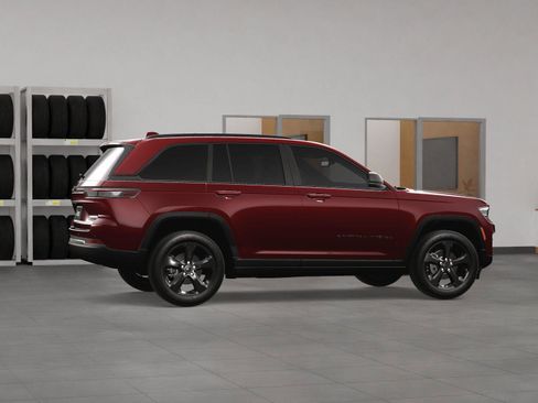 New 2025 Jeep Grand Cherokee Limited w/ Black Appearance Package image 7