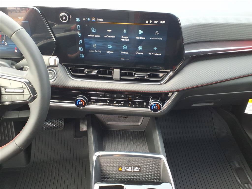 New 2027 Chevrolet Equinox RS w/ LPO, Floor Liner Package FWD image 22