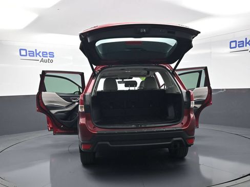 Used 2023 Subaru Forester Limited AWD/4WD image 59