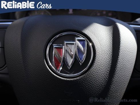 Used 2023 Buick Envision Essence image 28