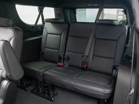 Used 2023 GMC Yukon XL Denali image 19