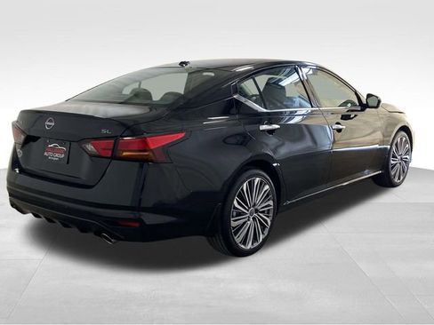 New 2025 Nissan Altima 2.5 SL image 3