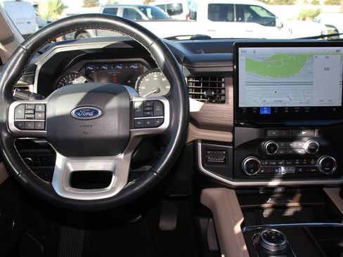 Certified 2024 Ford Expedition Limited AWD/4WD image 17