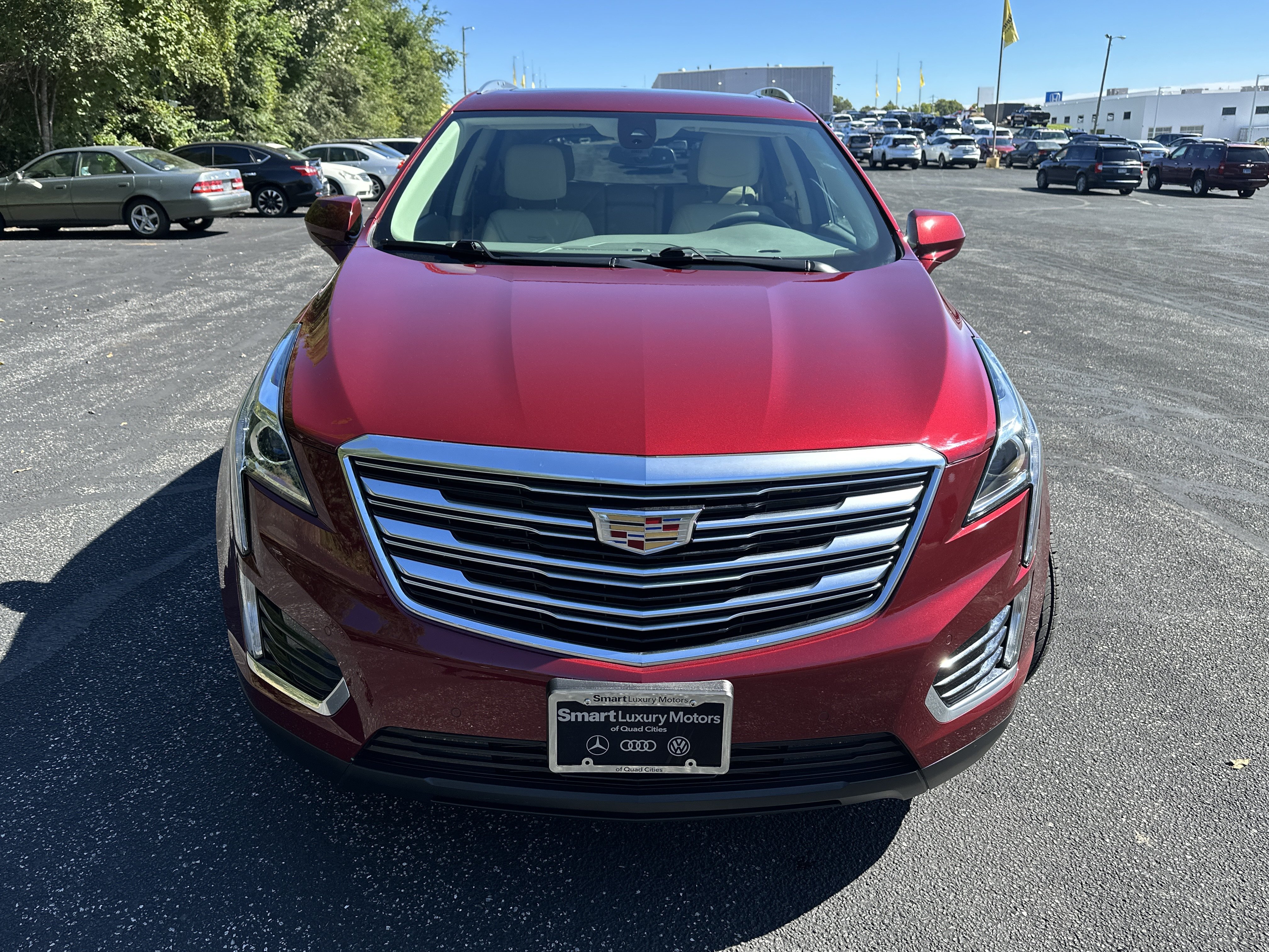 Used 2017 Cadillac XT5 Luxury w/ Driver Awareness Package AWD/4WD image 2