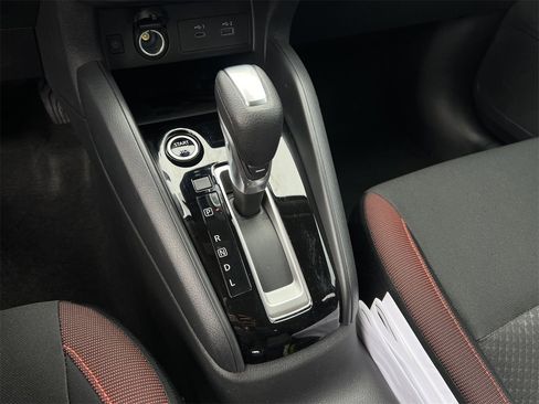 Certified 2025 Nissan Versa SR w/ Trunk Package image 19