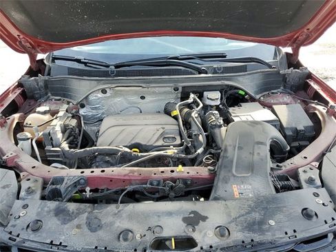 Certified 2025 Chevrolet Trax RS w/ Driver Confidence Package image 28