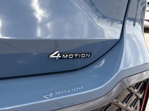 New 2026 Volkswagen Tiguan SE R-Line image 4