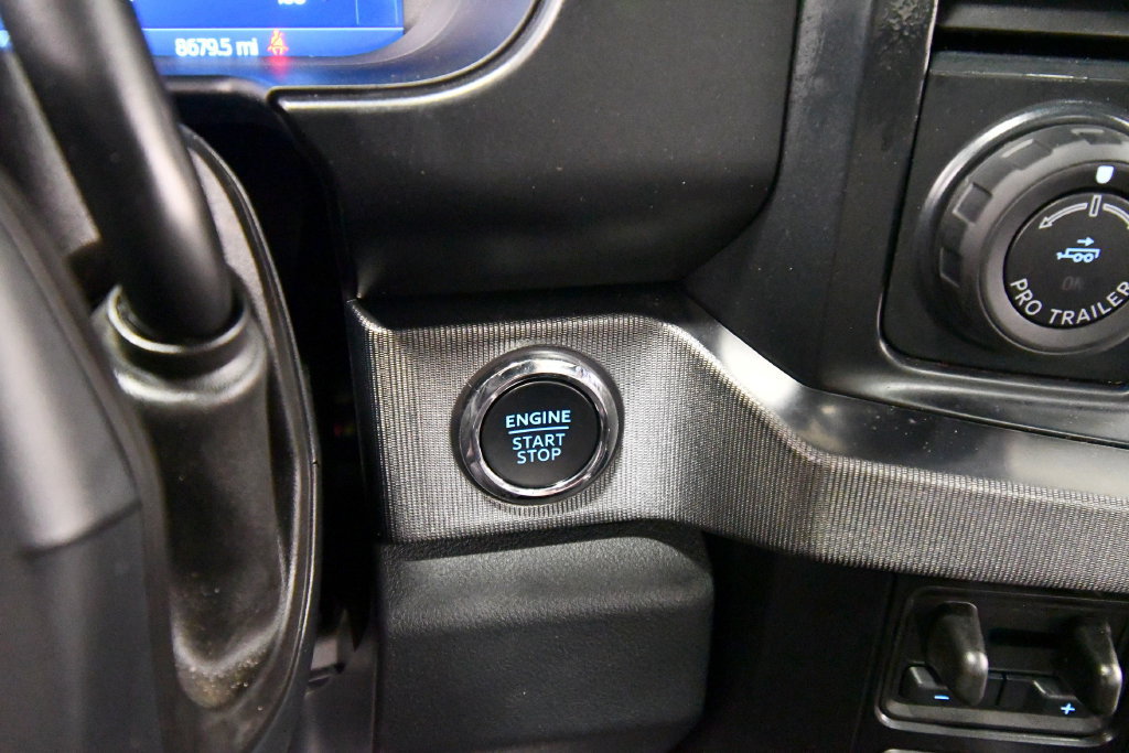 Used 2025 Ford F350 Platinum w/ FX4 Off-Road Package AWD/4WD image 26