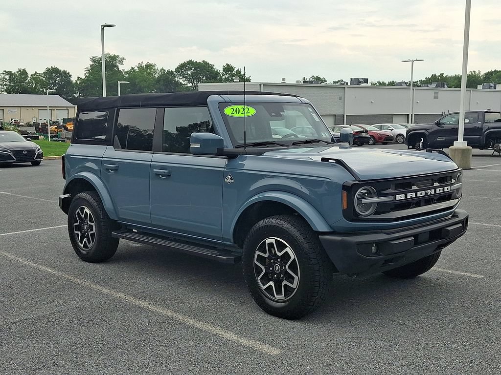 Used 2022 Ford Bronco Outer Banks AWD/4WD image 3