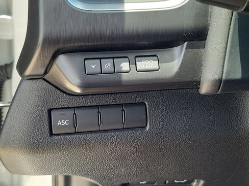 Used 2019 Lexus UX 200 F Sport w/ F Sport Premium Package FWD image 22
