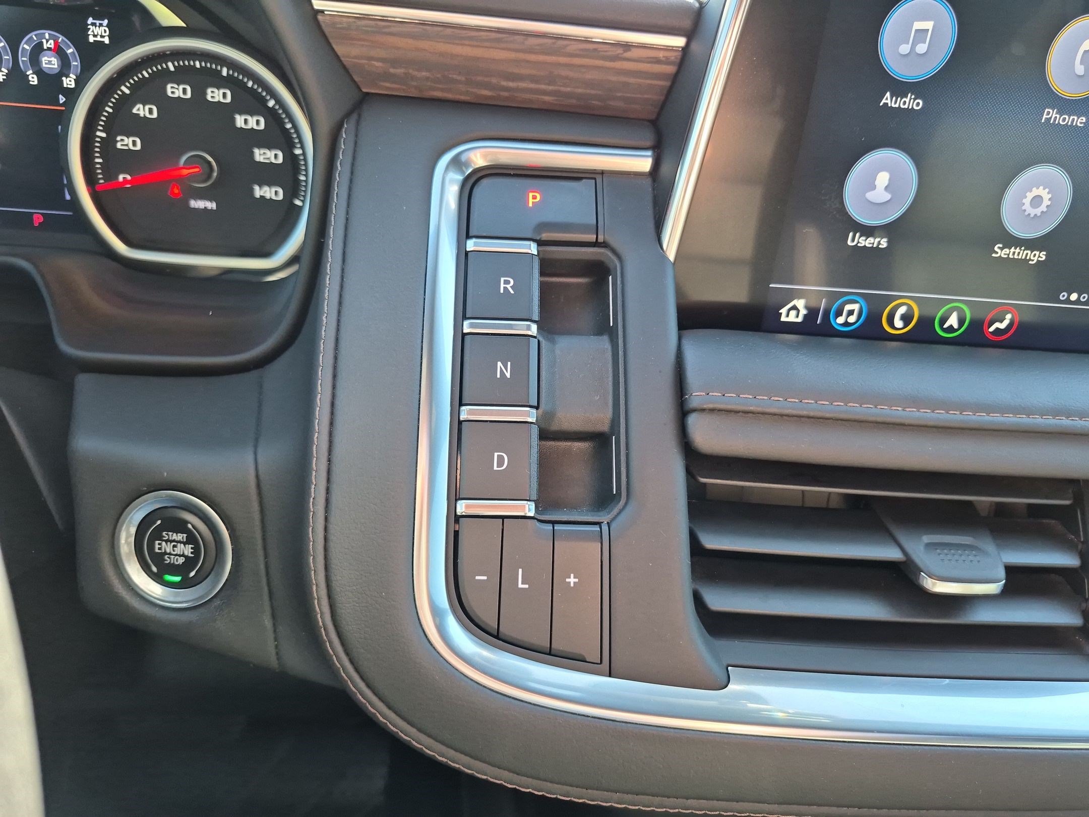 Used 2021 Chevrolet Tahoe High Country w/ Premium Package AWD/4WD image 26
