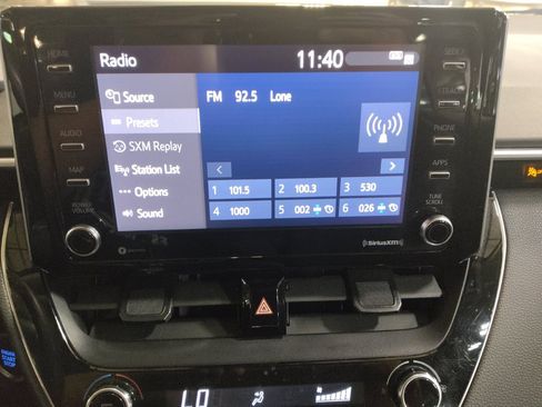 Used 2021 Toyota Corolla LE w/ LE Convenience Package FWD image 25