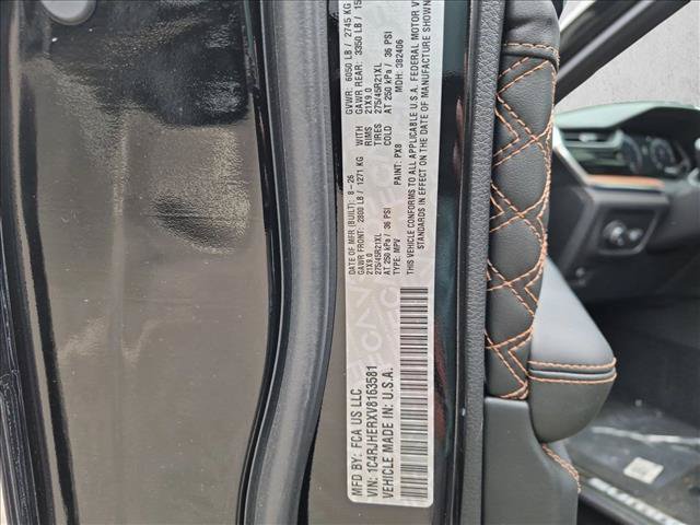 New 2027 Jeep Grand Cherokee Summit AWD/4WD image 17