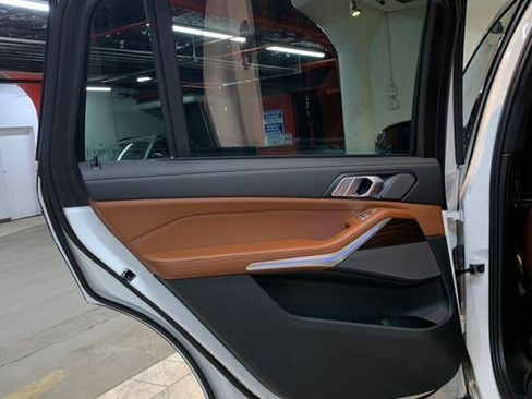 Used 2024 BMW X7 M60i image 72