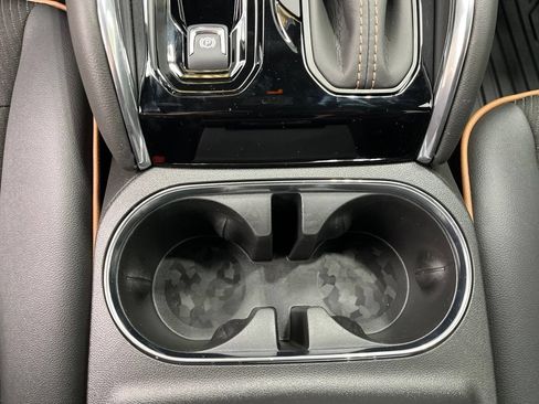 New 2026 GMC Canyon AT4 AWD/4WD image 17