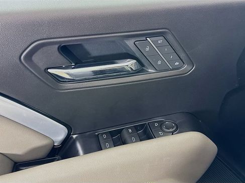 New 2026 Chevrolet Colorado ZR2 w/ Technology Package AWD/4WD image 19