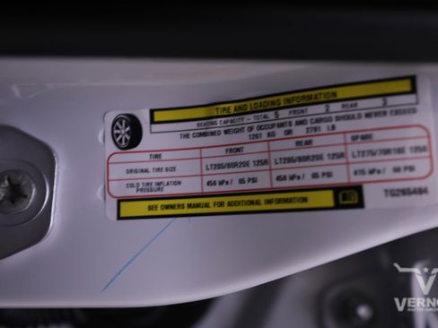 New 2026 RAM 2500 Laramie AWD/4WD image 36