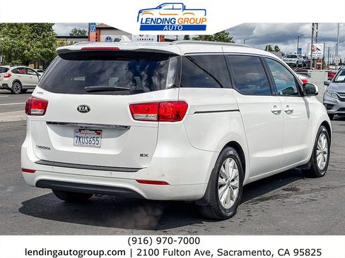 Used 2015 Kia Sedona EX w/ EX Premium Plus Package FWD image 4