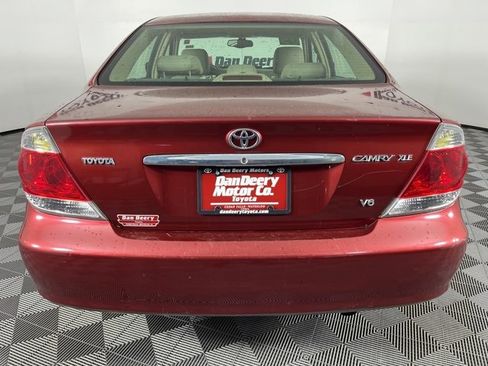 Used 2005 Toyota Camry XLE image 22