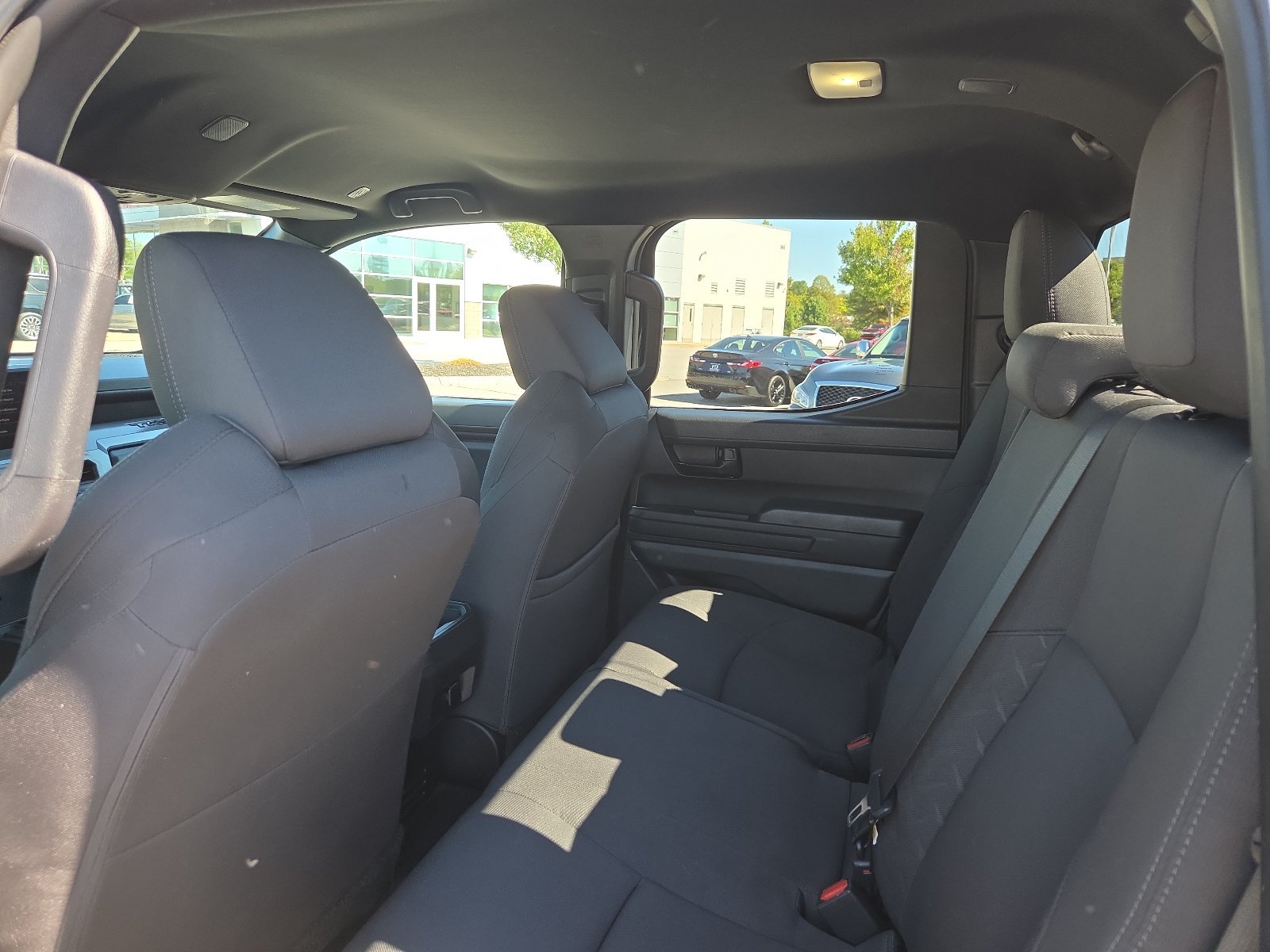 Used 2025 Toyota Tacoma SR5 RWD image 10