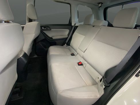 Used 2018 Subaru Forester 2.5i Premium w/ All-Weather Package AWD/4WD image 23