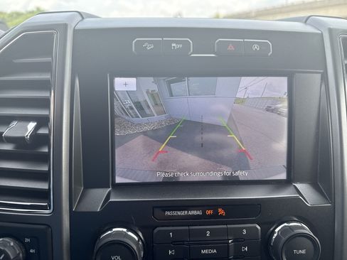 Used 2020 Ford F150 XLT w/ Equipment Group 302A Luxury AWD/4WD image 26