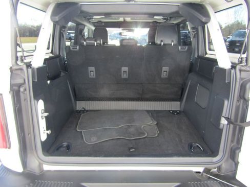 Used 2025 Ford Bronco Badlands AWD/4WD image 7