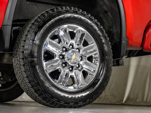 Used 2024 Chevrolet Silverado 2500 High Country w/ Technology Package AWD/4WD image 57