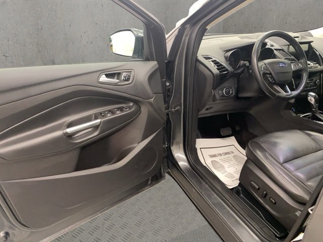 Used 2018 Ford Escape Titanium w/ Ford Safe & Smart Package AWD/4WD image 19
