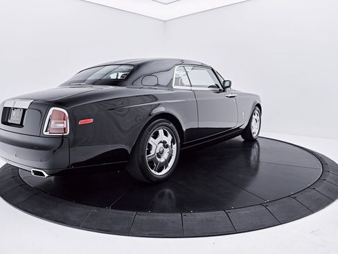 Used 2009 Rolls-Royce Phantom Coupe RWD image 17