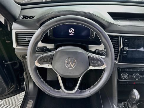 Used 2023 Volkswagen Atlas Cross Sport SEL AWD/4WD image 16