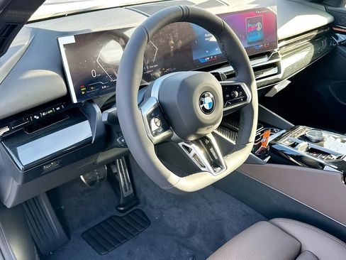 New 2026 BMW 530i w/ M Sport Package RWD image 7