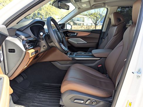 Certified 2025 Acura MDX SH-AWD w/ Technology Package image 9