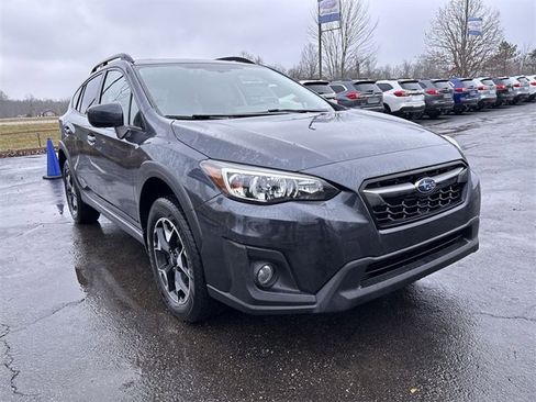 Used 2019 Subaru Crosstrek 2.0i Premium image 2
